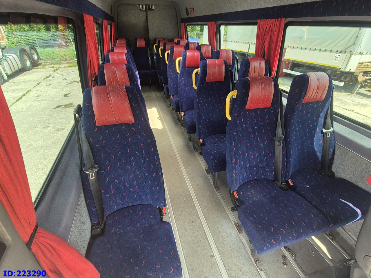 Minibús, Furgoneta de pasajeros MERCEDES-BENZ Sprinter 515 - 23 places: foto 11 Minibús, Furgoneta de pasajeros MERCEDES-BENZ Sprinter 515 - 23 places: foto 11