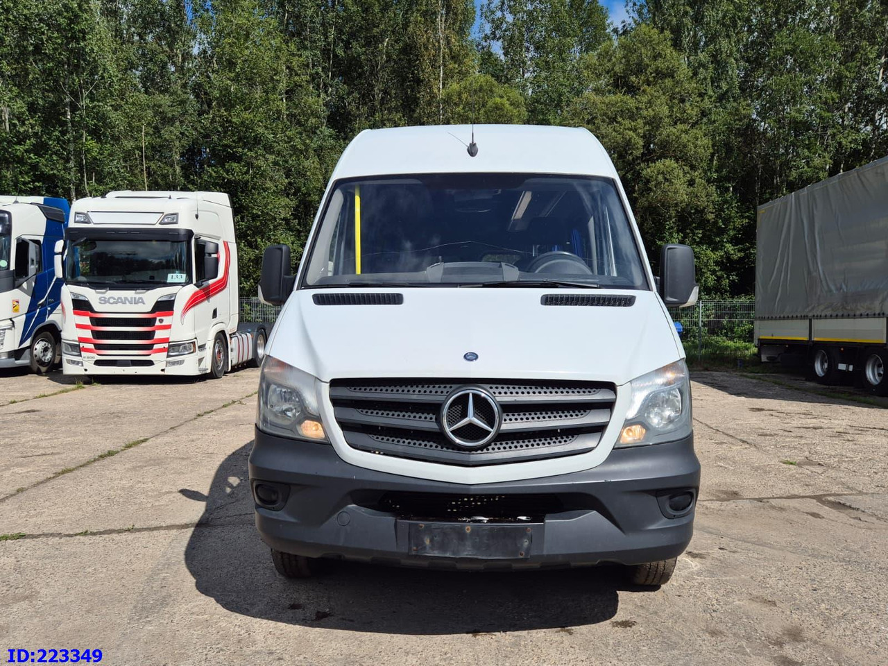 MERCEDES-BENZ Sprinter 516 23 places - Autocar: foto 2 MERCEDES-BENZ Sprinter 516 23 places - Autocar: foto 2