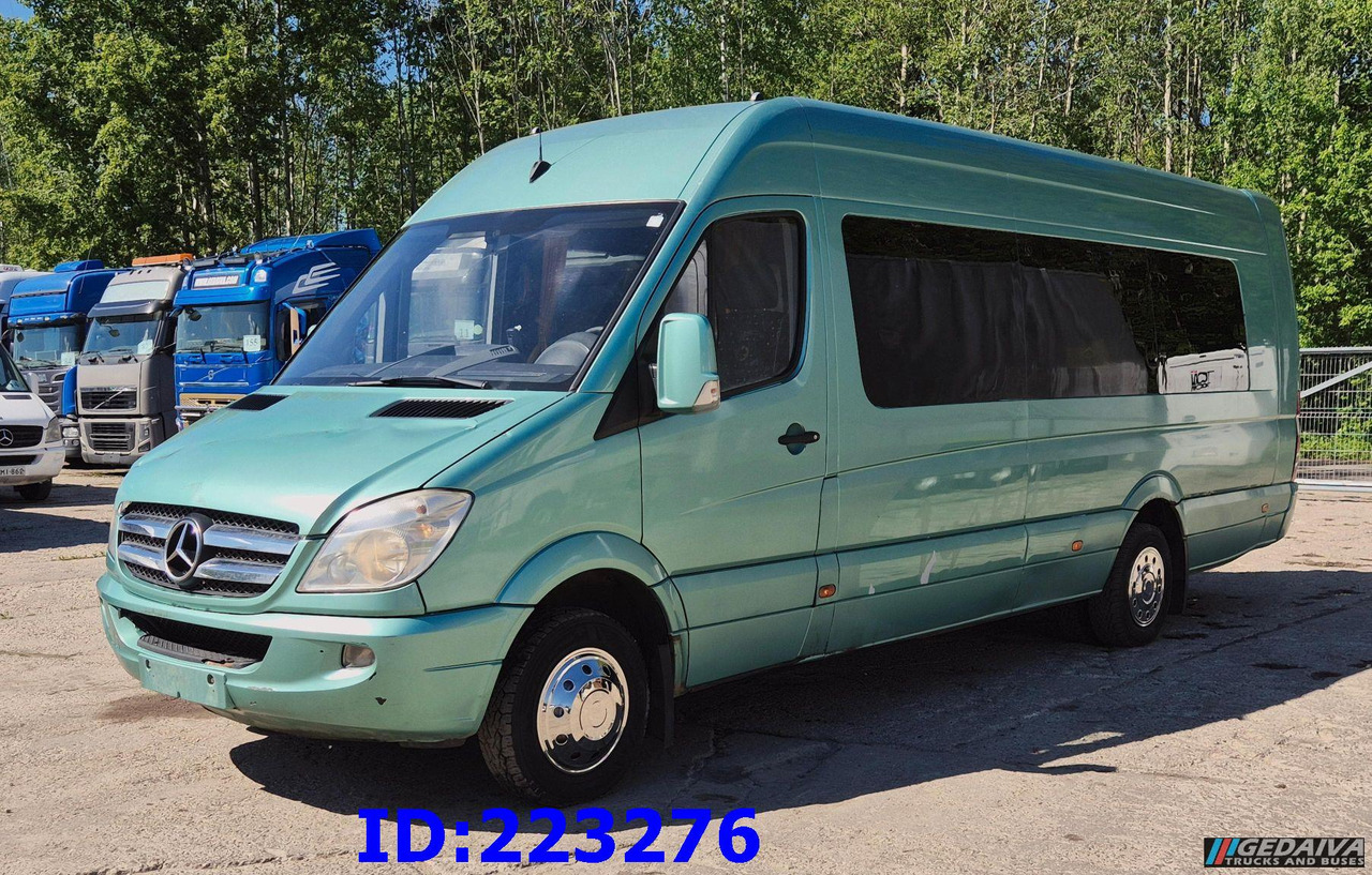 MERCEDES-BENZ Sprinter 516 - VIP - 23 Places - Autocar: foto 1 MERCEDES-BENZ Sprinter 516 - VIP - 23 Places - Autocar: foto 1