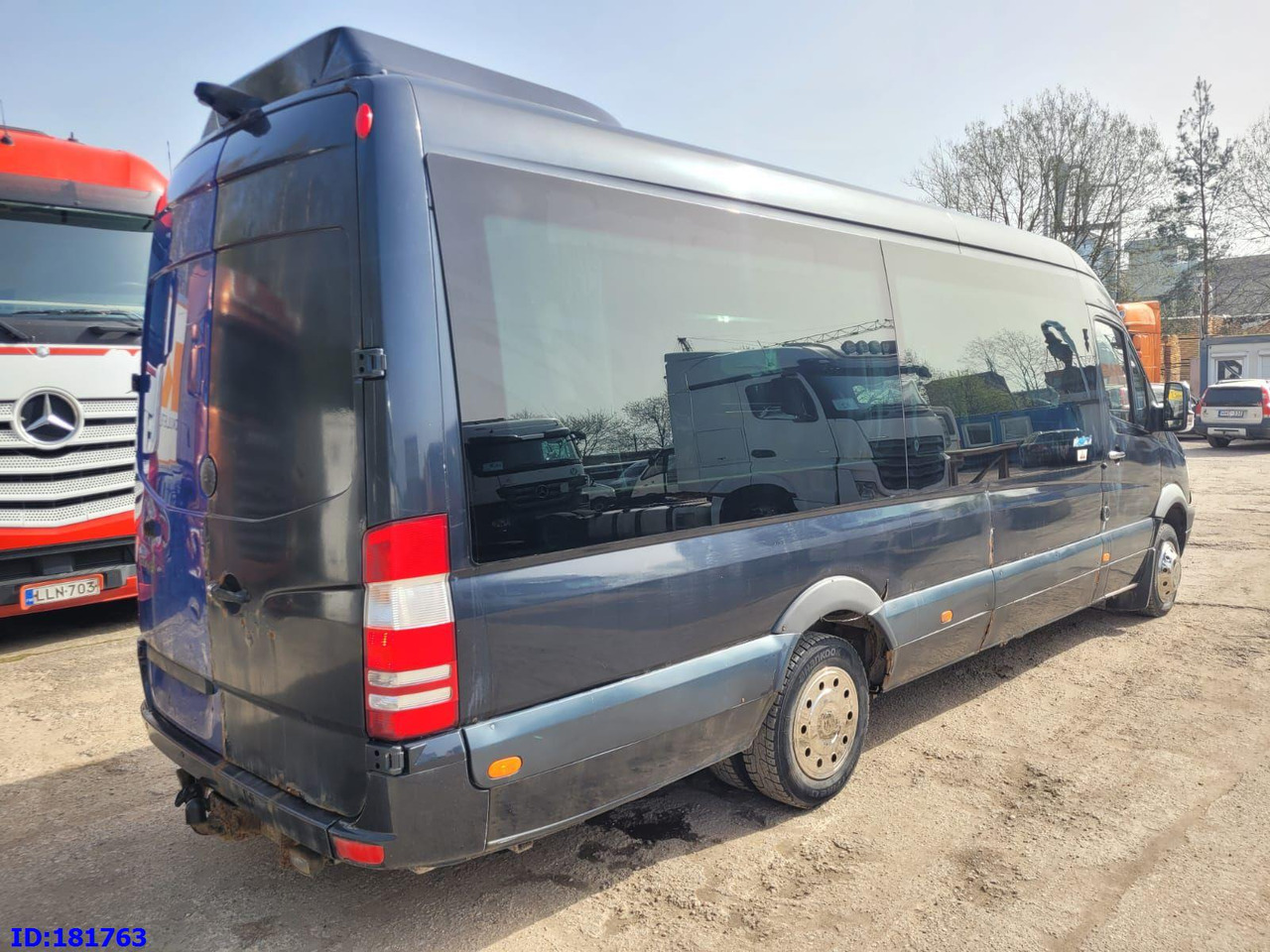 MERCEDES-BENZ Sprinter 518 - VIP - 17 Seater - Autocar: foto 5 MERCEDES-BENZ Sprinter 518 - VIP - 17 Seater - Autocar: foto 5
