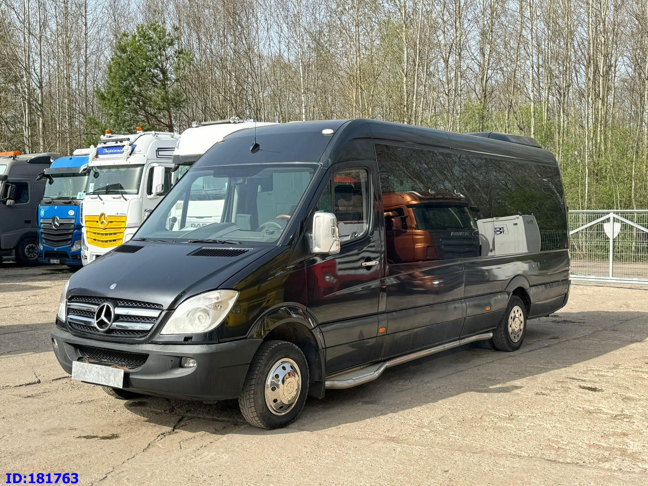 MERCEDES-BENZ Sprinter 518 - VIP - 17 Seater - Autocar: foto 1 MERCEDES-BENZ Sprinter 518 - VIP - 17 Seater - Autocar: foto 1
