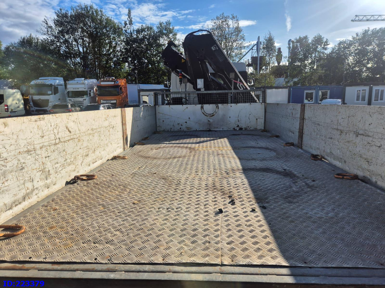 Camión caja abierta RENAULT Midlum 240.16  4x4  + HIAB 122 E-3 HIDUO: foto 9