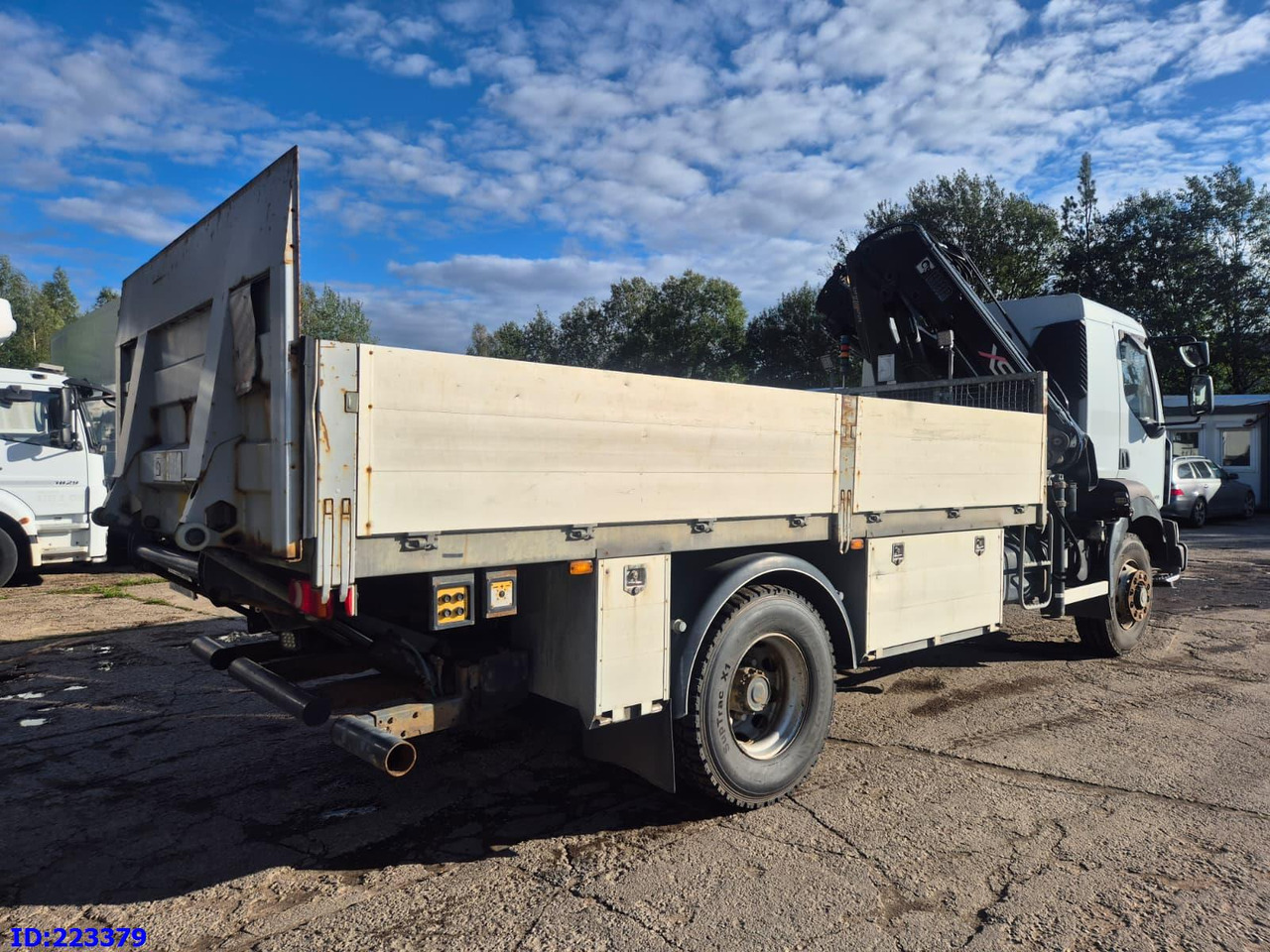 Camión caja abierta RENAULT Midlum 240.16  4x4  + HIAB 122 E-3 HIDUO: foto 6