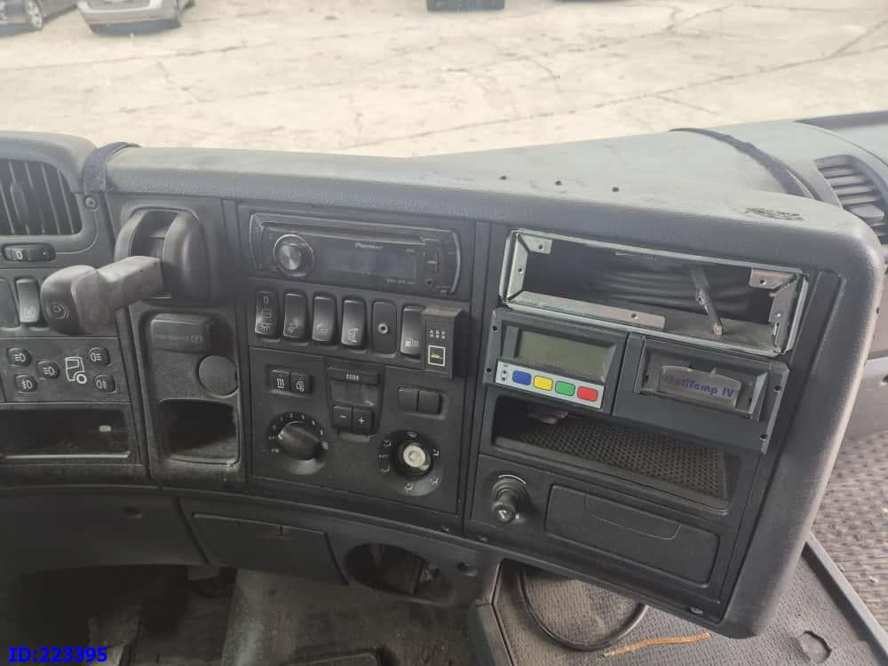 Camión chasis SCANIA R440 6X2 Steering axle (Motor defekt): foto 11
