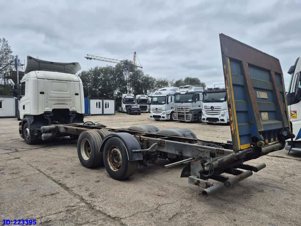 Camión chasis SCANIA R440 6X2 Steering axle (Motor defekt): foto 7