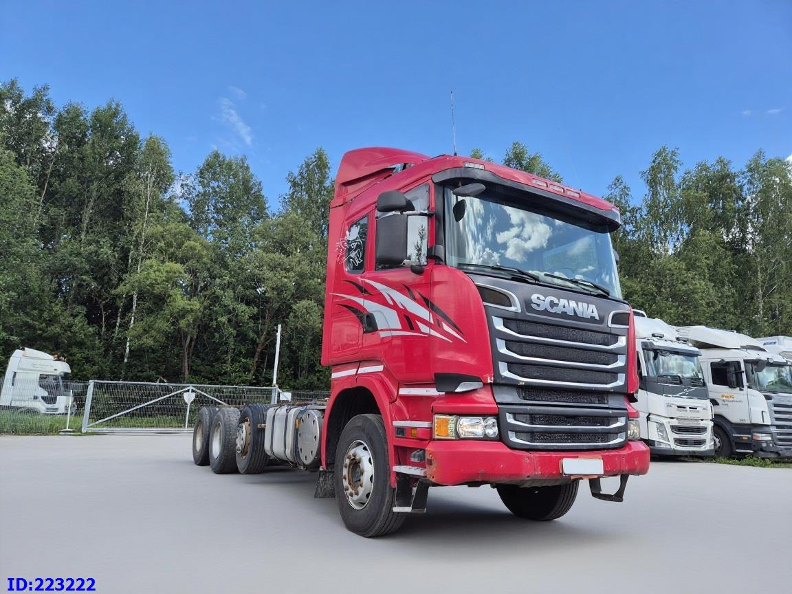 SCANIA R620 - 8x4 - Steering axle - Camión chasis: foto 2 SCANIA R620 - 8x4 - Steering axle - Camión chasis: foto 2