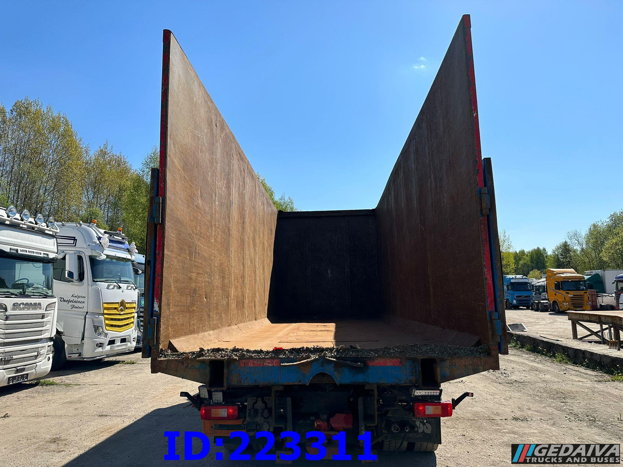 Dumper - Carrocería basculante: foto 4 Dumper - Carrocería basculante: foto 4