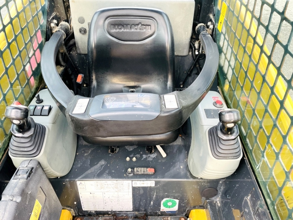 Komatsu SK714 (3906) - Minicargadora: foto 5 Komatsu SK714 (3906) - Minicargadora: foto 5