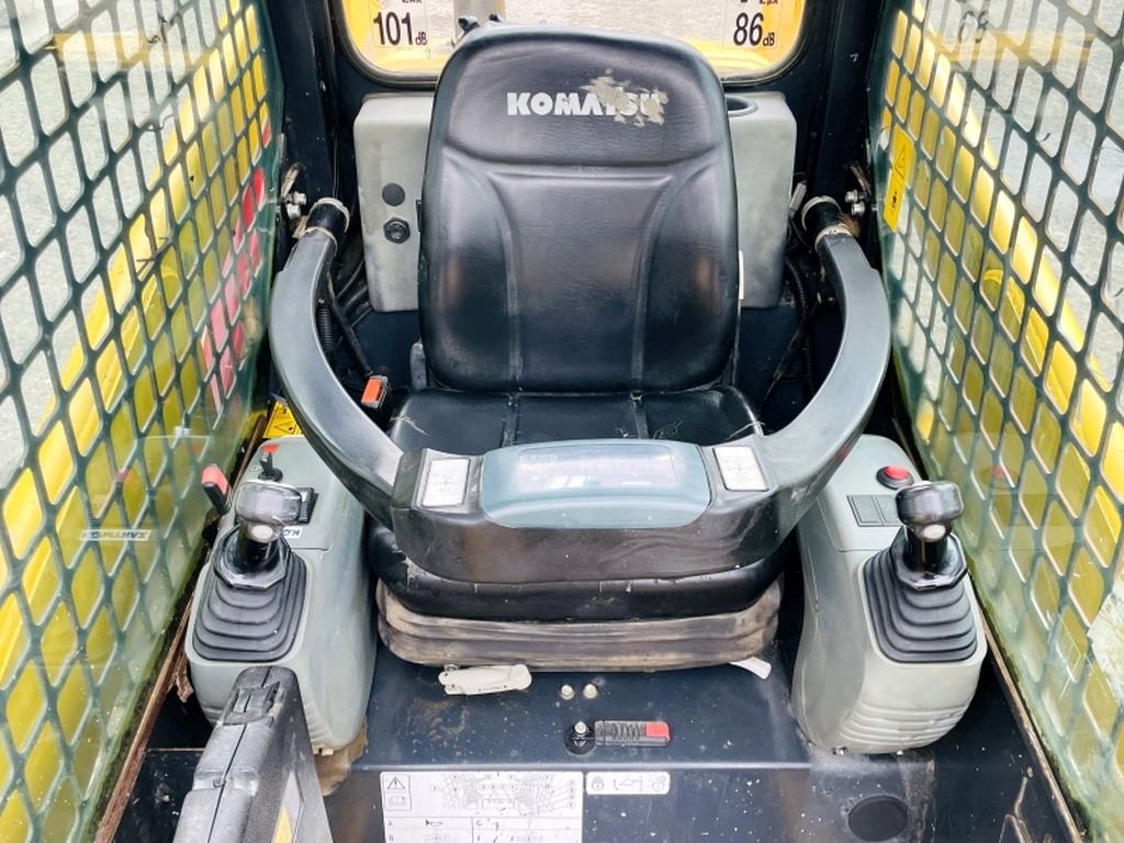 Komatsu SK714-5 (3947) - Minicargadora: foto 5 Komatsu SK714-5 (3947) - Minicargadora: foto 5