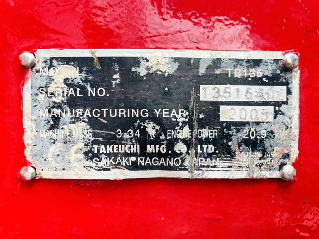 Takeuchi TB135 (4056) - Miniexcavadora: foto 3 Takeuchi TB135 (4056) - Miniexcavadora: foto 3