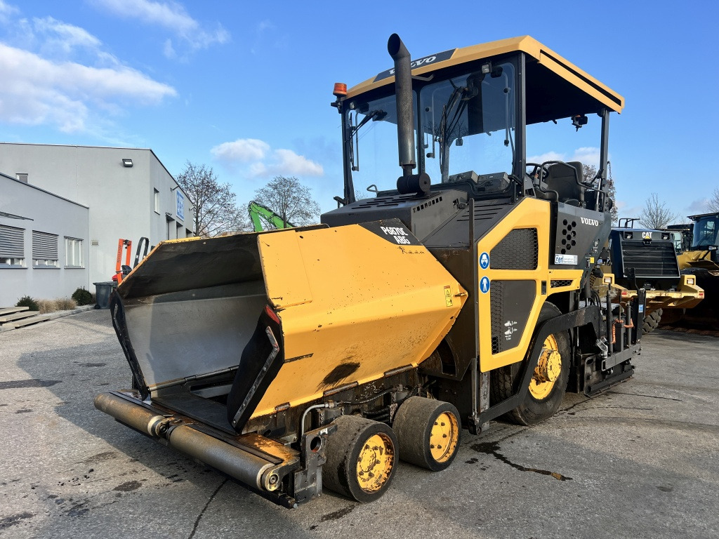 Volvo 6870 C (111414) - Pavimentadora de asfalto: foto 2 Volvo 6870 C (111414) - Pavimentadora de asfalto: foto 2