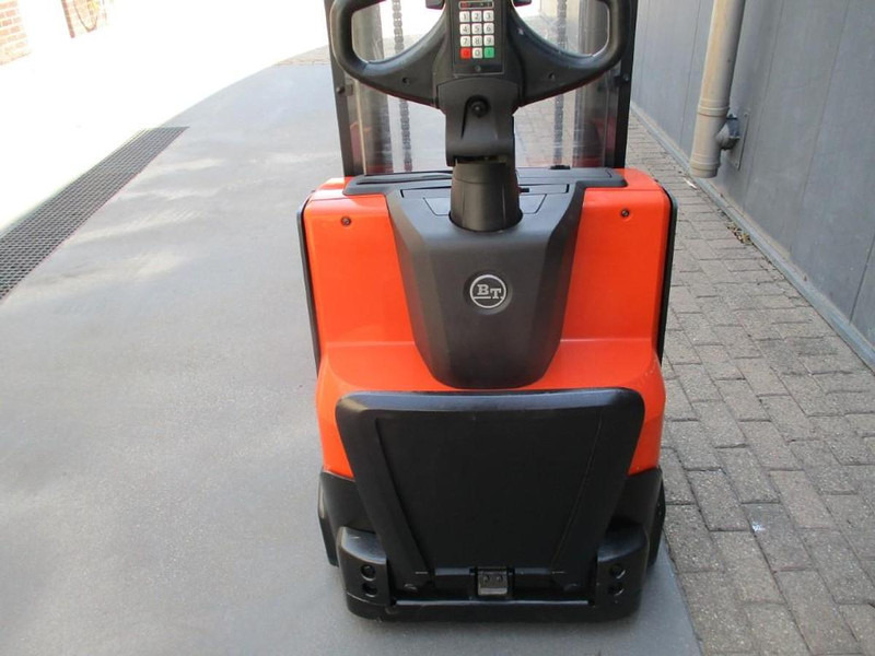 Apilador BT SWE 100: foto 9 Apilador BT SWE 100: foto 9
