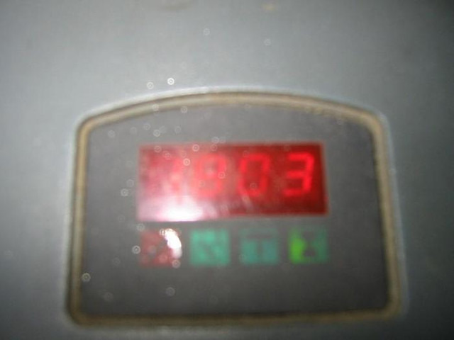 Transpaleta Toyota LPE 250: foto 10