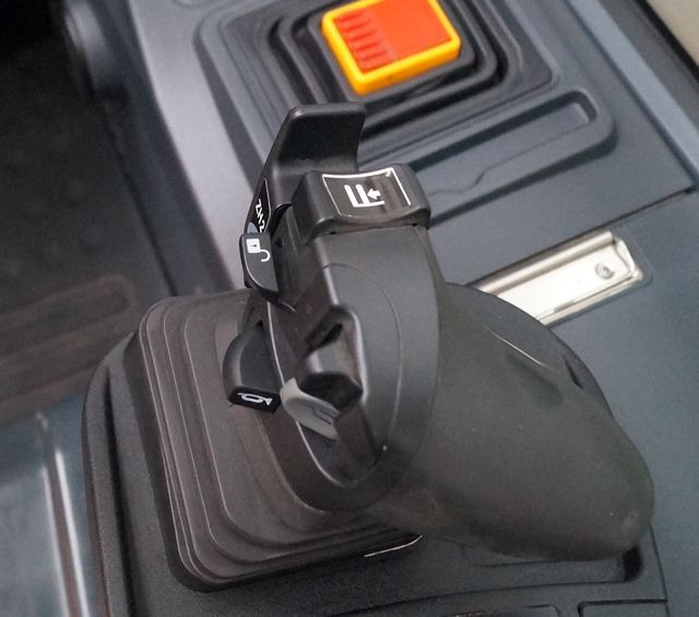 Jungheinrich EFG425 - Carretilla elevadora eléctrica: foto 5 Jungheinrich EFG425 - Carretilla elevadora eléctrica: foto 5