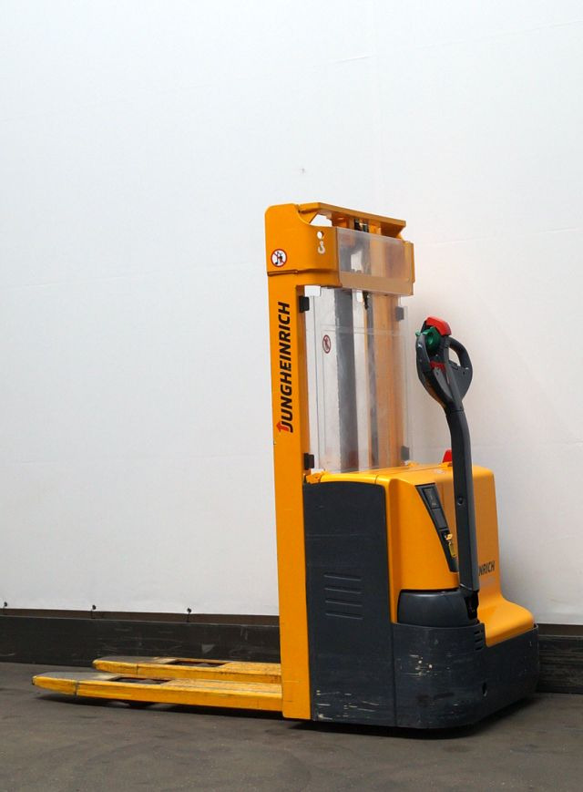 Jungheinrich EJC110 - Apilador: foto 2 Jungheinrich EJC110 - Apilador: foto 2