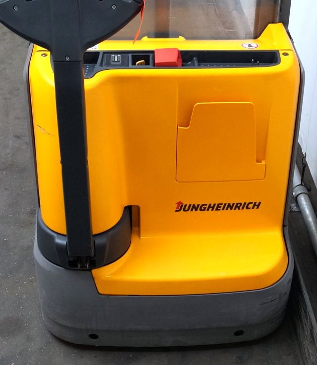 Jungheinrich EJC110 - Apilador: foto 3 Jungheinrich EJC110 - Apilador: foto 3