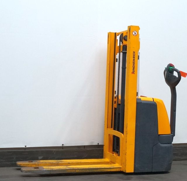 Jungheinrich EJC110 - Apilador: foto 1 Jungheinrich EJC110 - Apilador: foto 1