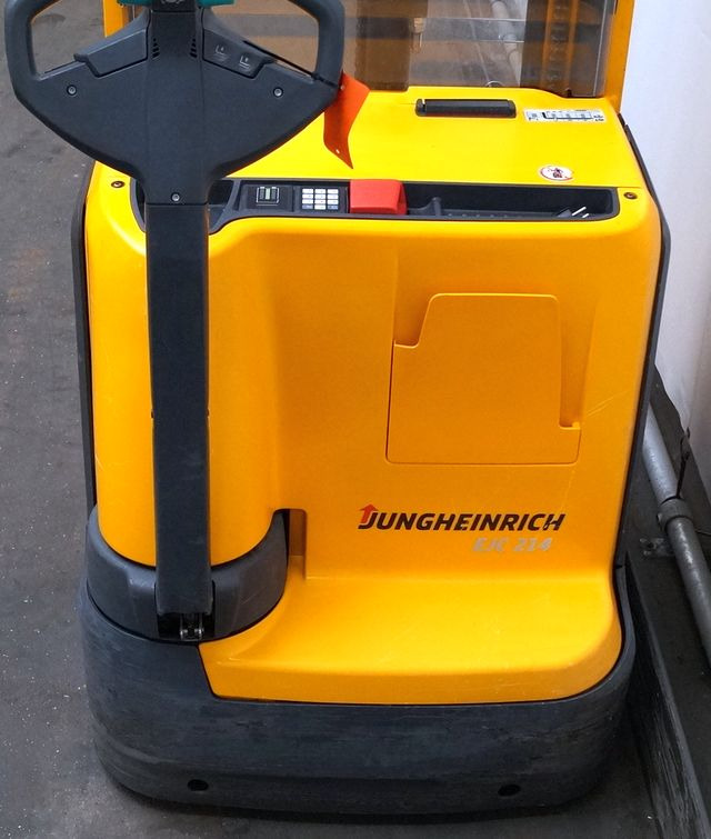 Jungheinrich EJC214 - Apilador: foto 3 Jungheinrich EJC214 - Apilador: foto 3