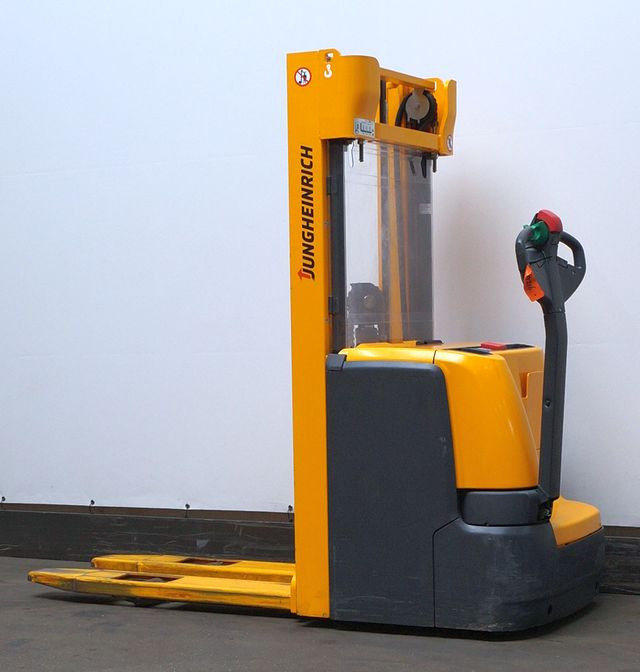 Jungheinrich EJC214 - Apilador: foto 2 Jungheinrich EJC214 - Apilador: foto 2
