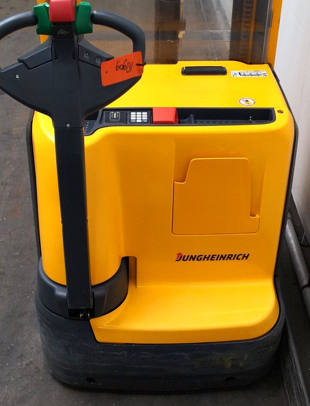 Jungheinrich EJC214 - Apilador: foto 3 Jungheinrich EJC214 - Apilador: foto 3