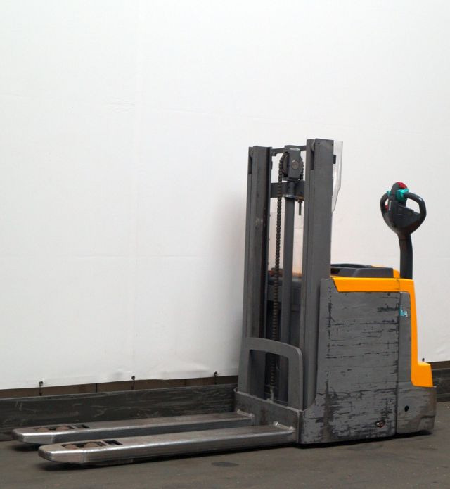 Jungheinrich EJD220 - Apilador: foto 1 Jungheinrich EJD220 - Apilador: foto 1