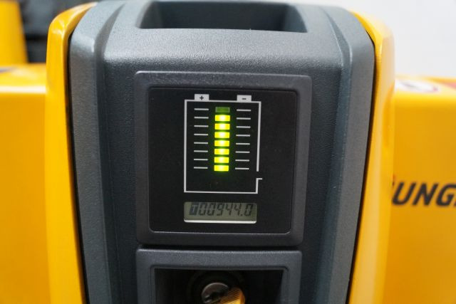 Jungheinrich EJE230 - Transpaleta: foto 4 Jungheinrich EJE230 - Transpaleta: foto 4