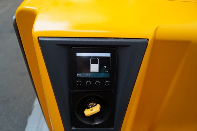 Jungheinrich EMC B10 - Apilador: foto 4 Jungheinrich EMC B10 - Apilador: foto 4