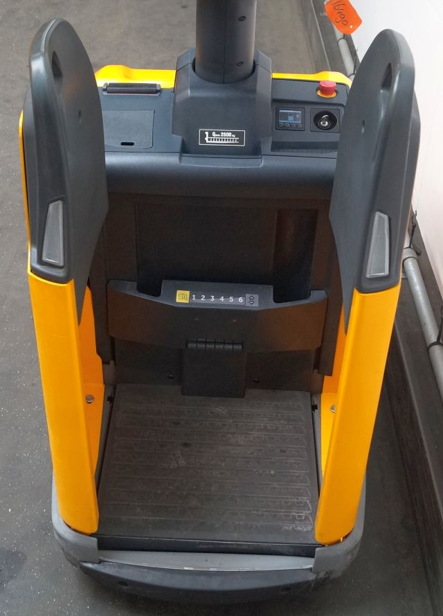 Jungheinrich ERE225 - Transpaleta: foto 3 Jungheinrich ERE225 - Transpaleta: foto 3