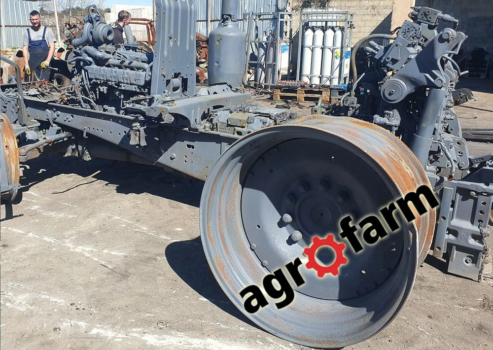 John Deere 6195R 6190 6R most wał blok skrzynia obudowa zwolnica - Caja de cambios para Maquinaria agrícola: foto 4 John Deere 6195R 6190 6R most wał blok skrzynia obudowa zwolnica - Caja de cambios para Maquinaria agrícola: foto 4