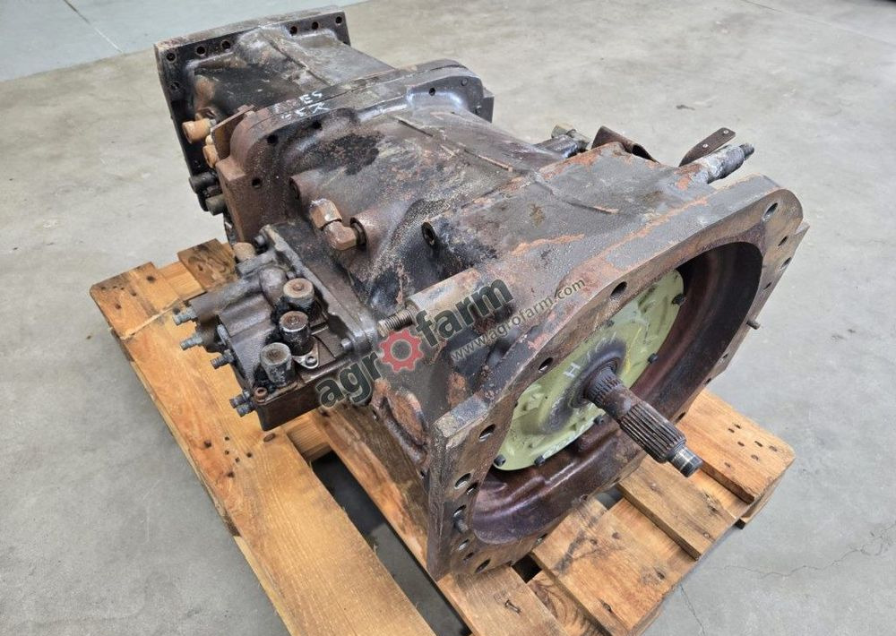Skrzynia biegów Claas Ares 617, 657, 547, 557, 697 - Caja de cambios: foto 4 Skrzynia biegów Claas Ares 617, 657, 547, 557, 697 - Caja de cambios: foto 4