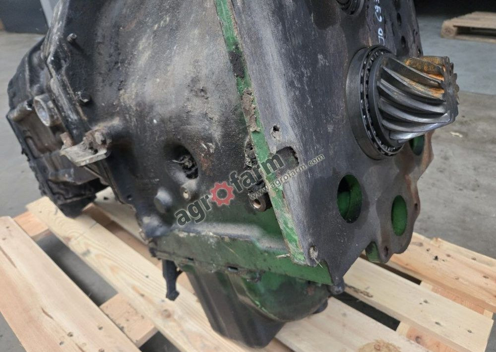 Skrzynia biegów John Deere 6930, PowrQuad - Caja de cambios: foto 2 Skrzynia biegów John Deere 6930, PowrQuad - Caja de cambios: foto 2