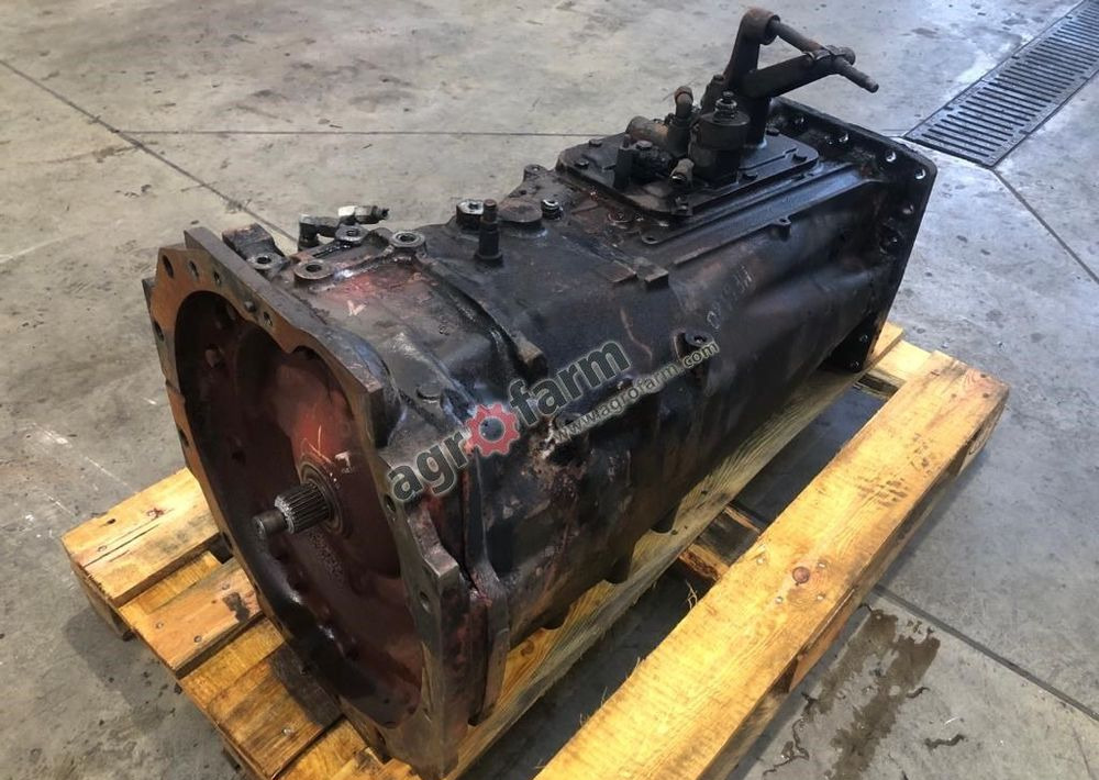 Skrzynia biegów Massey Ferguson 6180 3791648M2 - Caja de cambios: foto 1 Skrzynia biegów Massey Ferguson 6180 3791648M2 - Caja de cambios: foto 1