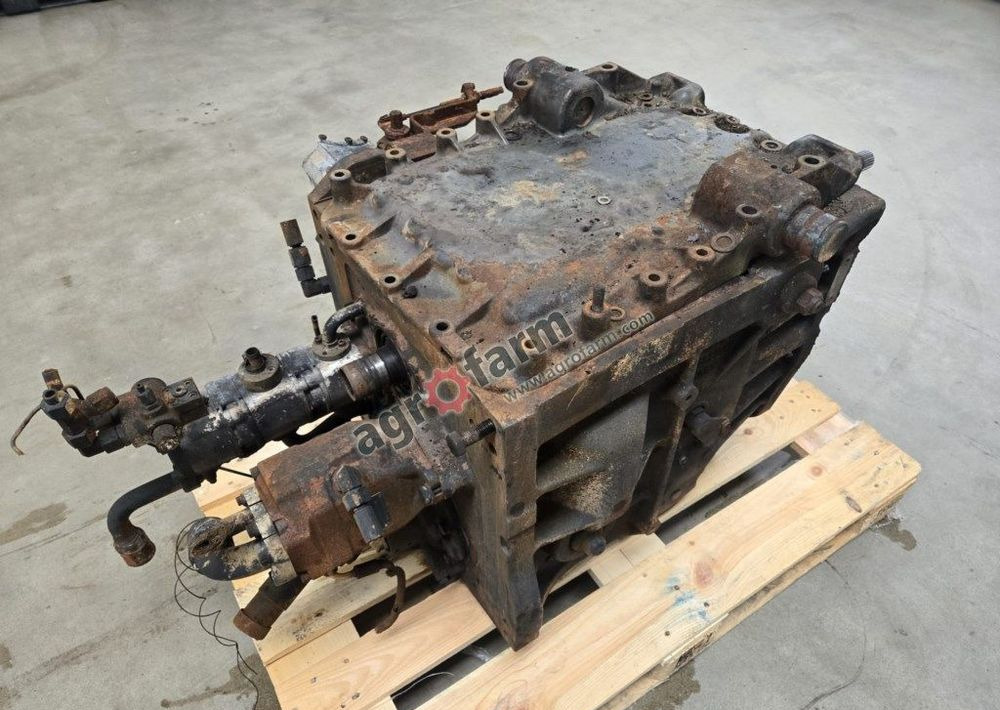 Skrzynia biegów Massey Ferguson 6614, Vario ML130 - Caja de cambios: foto 2 Skrzynia biegów Massey Ferguson 6614, Vario ML130 - Caja de cambios: foto 2