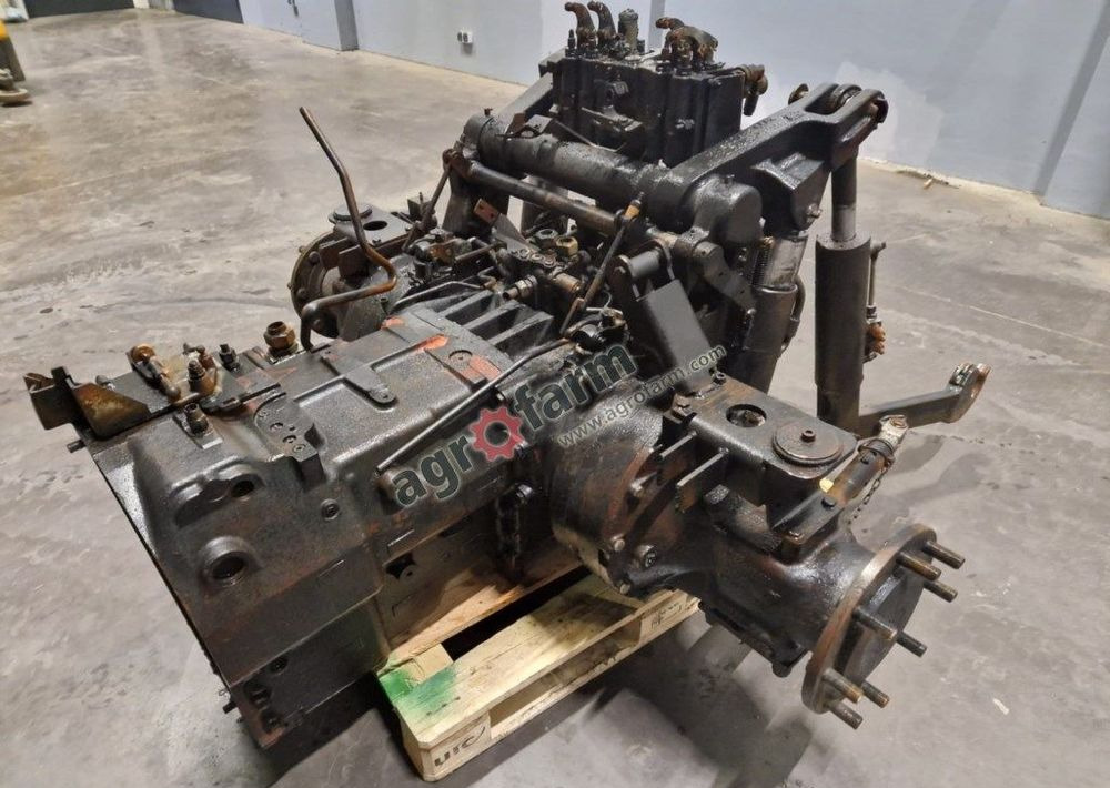 Skrzynia biegów, most tylny Deutz 2093417012 - Caja de cambios: foto 1 Skrzynia biegów, most tylny Deutz 2093417012 - Caja de cambios: foto 1