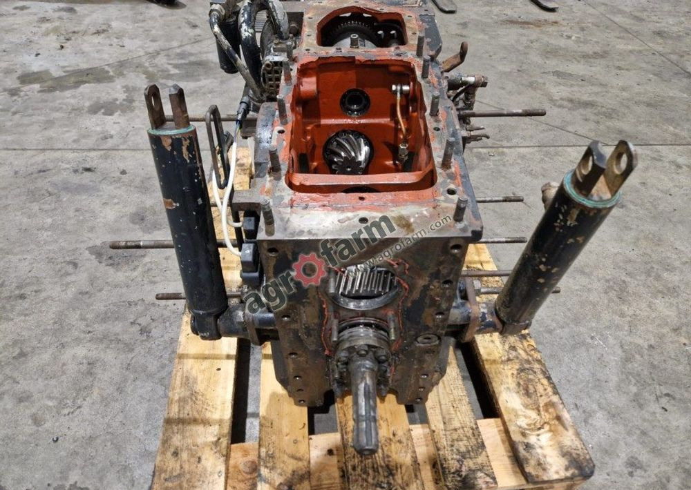 Tylny most Lamborghini R5.130 - Caja de cambios: foto 3 Tylny most Lamborghini R5.130 - Caja de cambios: foto 3