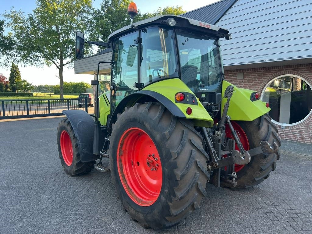 Claas Arion 410 - Tractor: foto 3 Claas Arion 410 - Tractor: foto 3