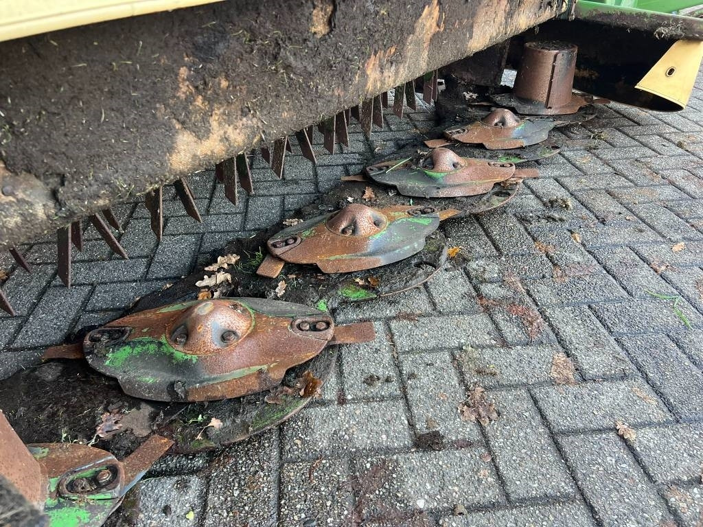 Krone Easy Cut 280 CV - Segadora: foto 5 Krone Easy Cut 280 CV - Segadora: foto 5