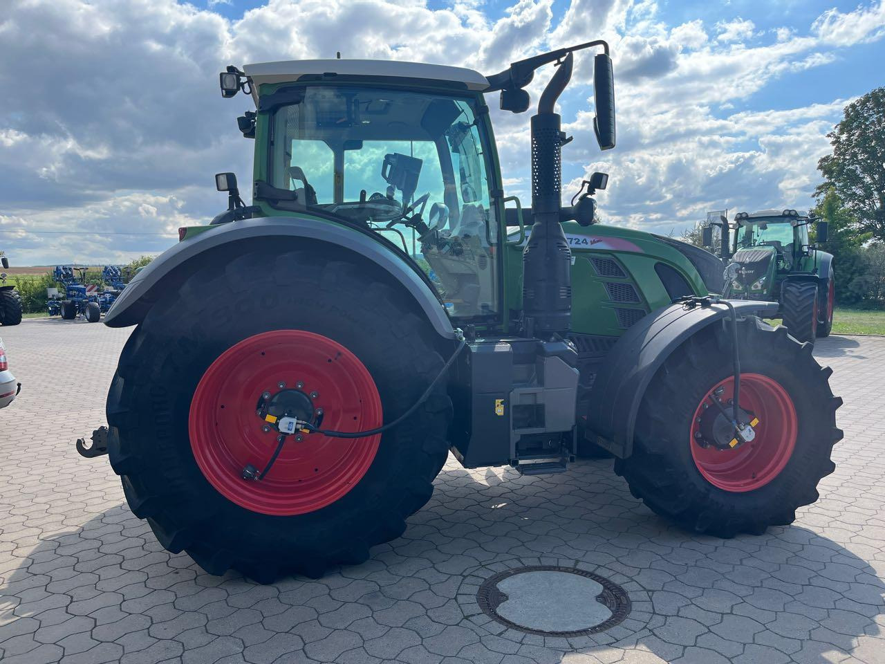 Fendt 724 Vario S4 ProfiPlus - Tractor: foto 4 Fendt 724 Vario S4 ProfiPlus - Tractor: foto 4