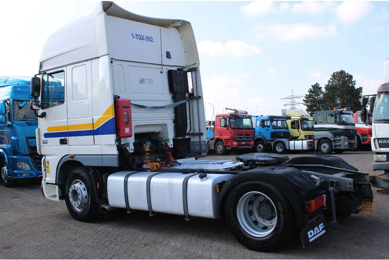DAF XF 105.460 + euro 5 + ssc + RETARDER - Cabeza tractora: foto 3 DAF XF 105.460 + euro 5 + ssc + RETARDER - Cabeza tractora: foto 3