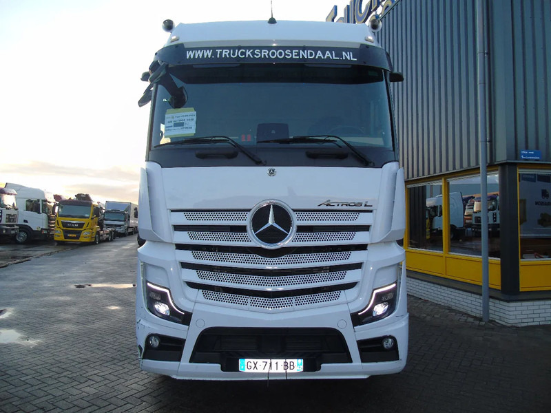 Mercedes-Benz Actros 1848 + RETARDER + PTO + FULL SPOILER + EURO 6 - Cabeza tractora: foto 4 Mercedes-Benz Actros 1848 + RETARDER + PTO + FULL SPOILER + EURO 6 - Cabeza tractora: foto 4
