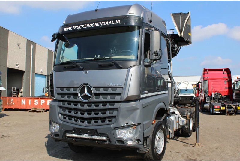 Mercedes-Benz Arocs 2858 + PALFINGER Z15 (2022) + 6X4 + FOREST/WOOD/METAL EDITION - Cabeza tractora: foto 4 Mercedes-Benz Arocs 2858 + PALFINGER Z15 (2022) + 6X4 + FOREST/WOOD/METAL EDITION - Cabeza tractora: foto 4