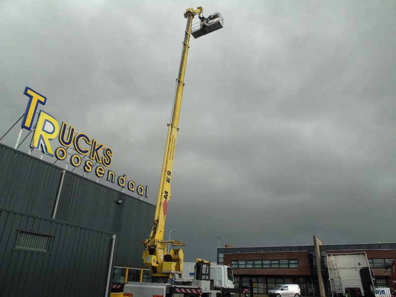 DAF CF 65.280 + 33 METER + big platform persons /400kg - Camión: foto 4 DAF CF 65.280 + 33 METER + big platform persons /400kg - Camión: foto 4