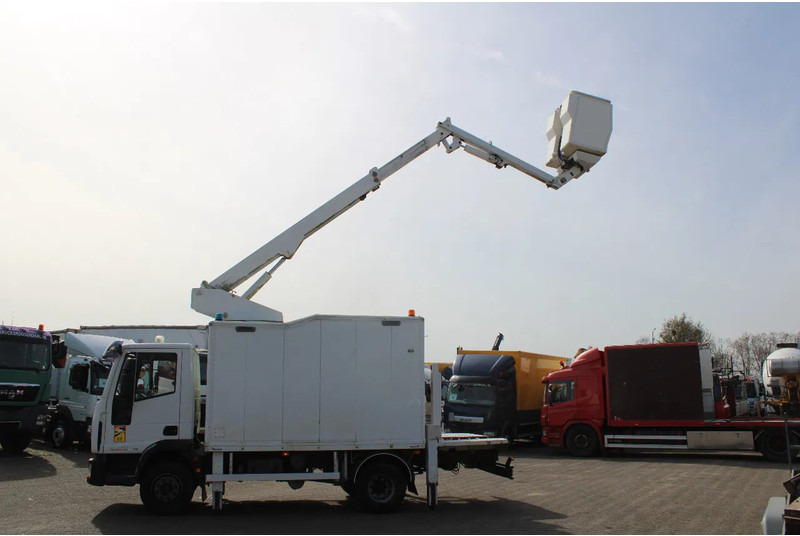 Iveco Eurocargo 120EL18 + COMET + EURO 5 - Camión: foto 4 Iveco Eurocargo 120EL18 + COMET + EURO 5 - Camión: foto 4