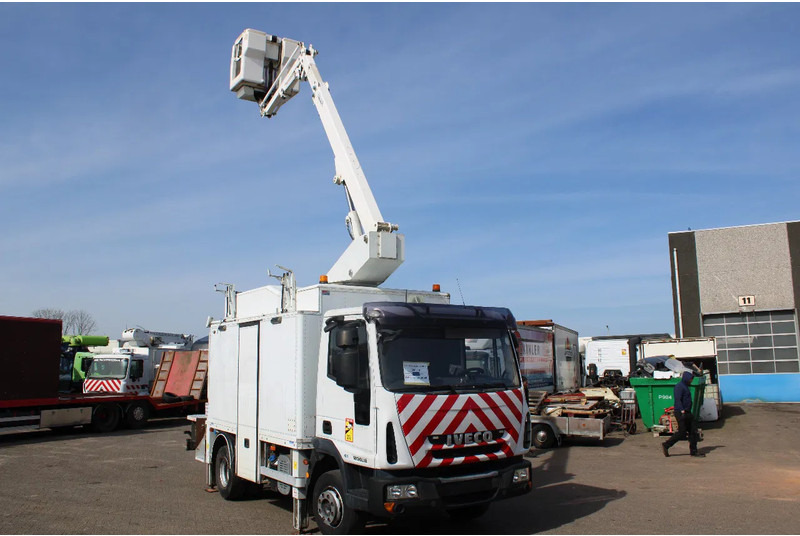 Iveco Eurocargo 120EL18 + COMET + EURO 5 - Camión: foto 3 Iveco Eurocargo 120EL18 + COMET + EURO 5 - Camión: foto 3