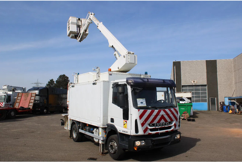 Iveco Eurocargo 120EL18 + COMET + EURO 5 - Camión: foto 3 Iveco Eurocargo 120EL18 + COMET + EURO 5 - Camión: foto 3