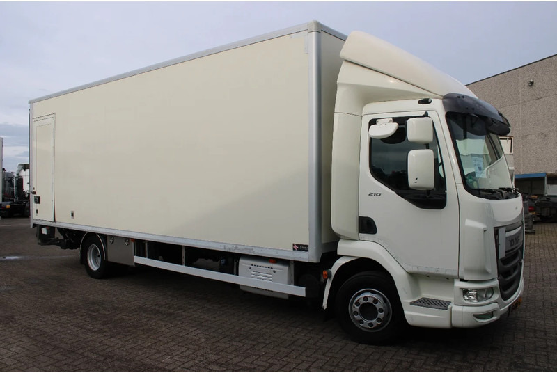DAF LF 210 + EURO 6 + 12t - Camión caja cerrada: foto 3 DAF LF 210 + EURO 6 + 12t - Camión caja cerrada: foto 3