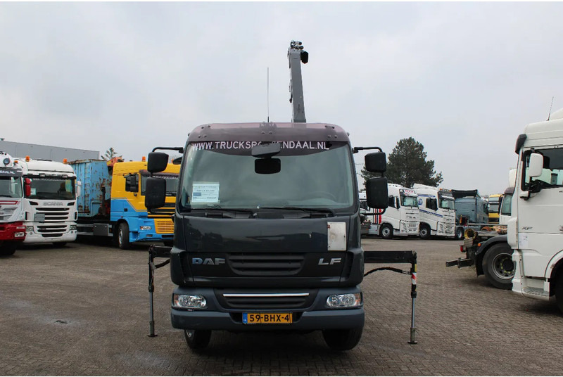 DAF LF 45.180 + FASSI F50 + 7.5T - Camión grúa: foto 3 DAF LF 45.180 + FASSI F50 + 7.5T - Camión grúa: foto 3