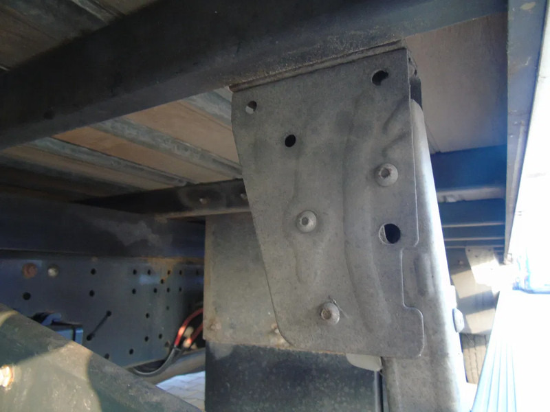 Camión caja cerrada Iveco Eurocargo 120E19 + euro 6 + lift + BROKEN ENGINE: foto 16