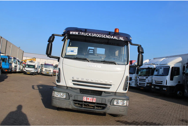 Iveco Eurocargo 150E18 + manual + 3p - Camión multibasculante: foto 4 Iveco Eurocargo 150E18 + manual + 3p - Camión multibasculante: foto 4