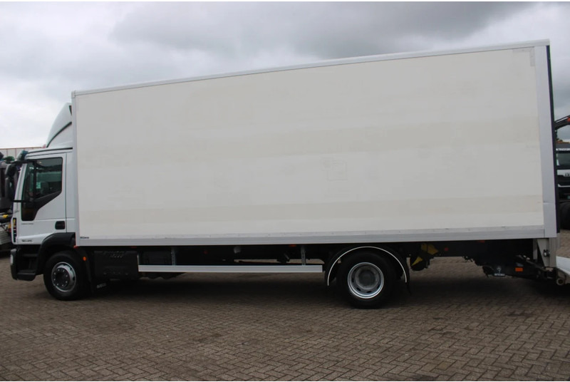 Iveco Eurocargo reserved ! 120 E21 + LIFT + EURO 6 + 12T - Camión caja cerrada: foto 4 Iveco Eurocargo reserved ! 120 E21 + LIFT + EURO 6 + 12T - Camión caja cerrada: foto 4